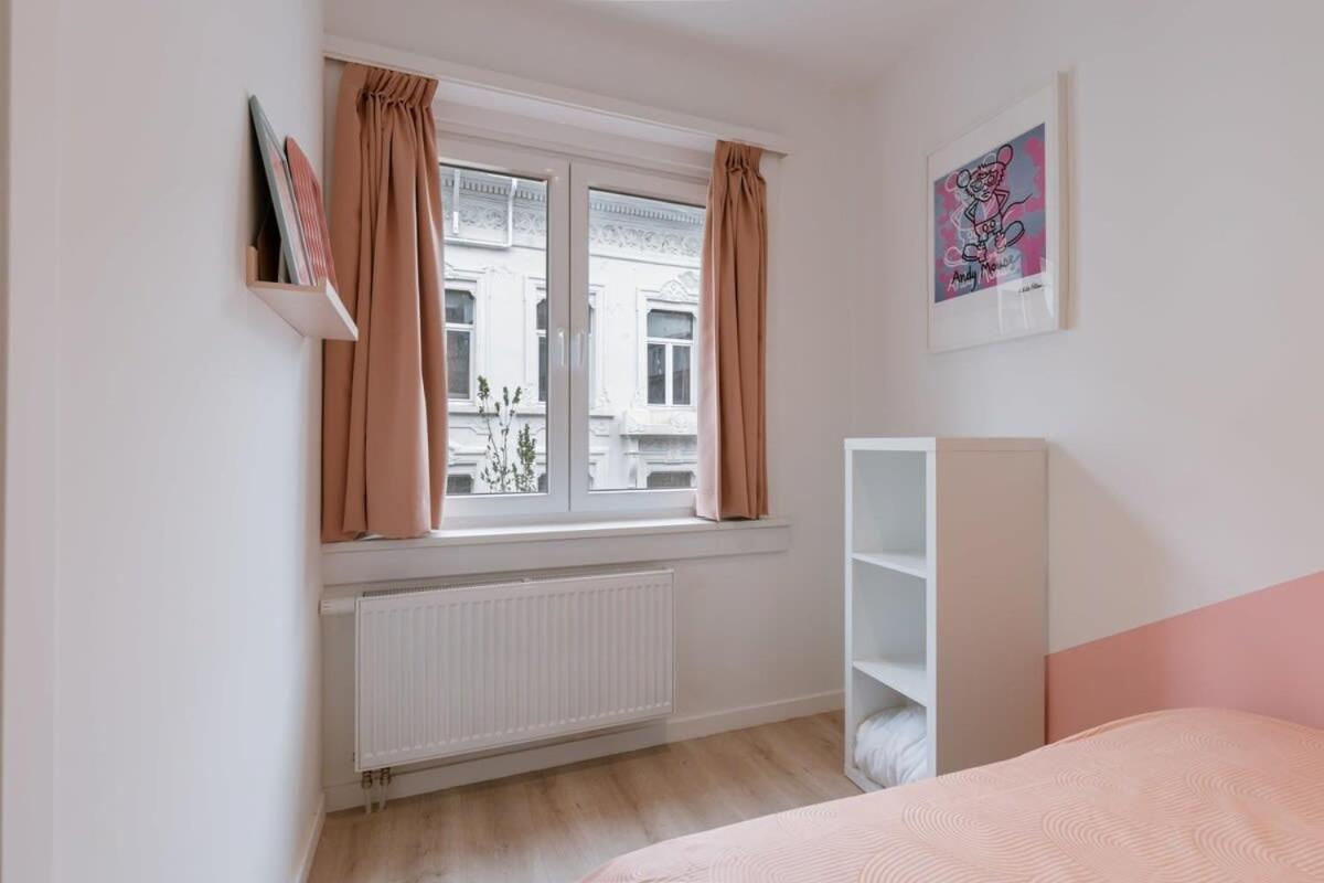 Colorful Pop Apartment In The Heart Of Antwerp Exterior photo